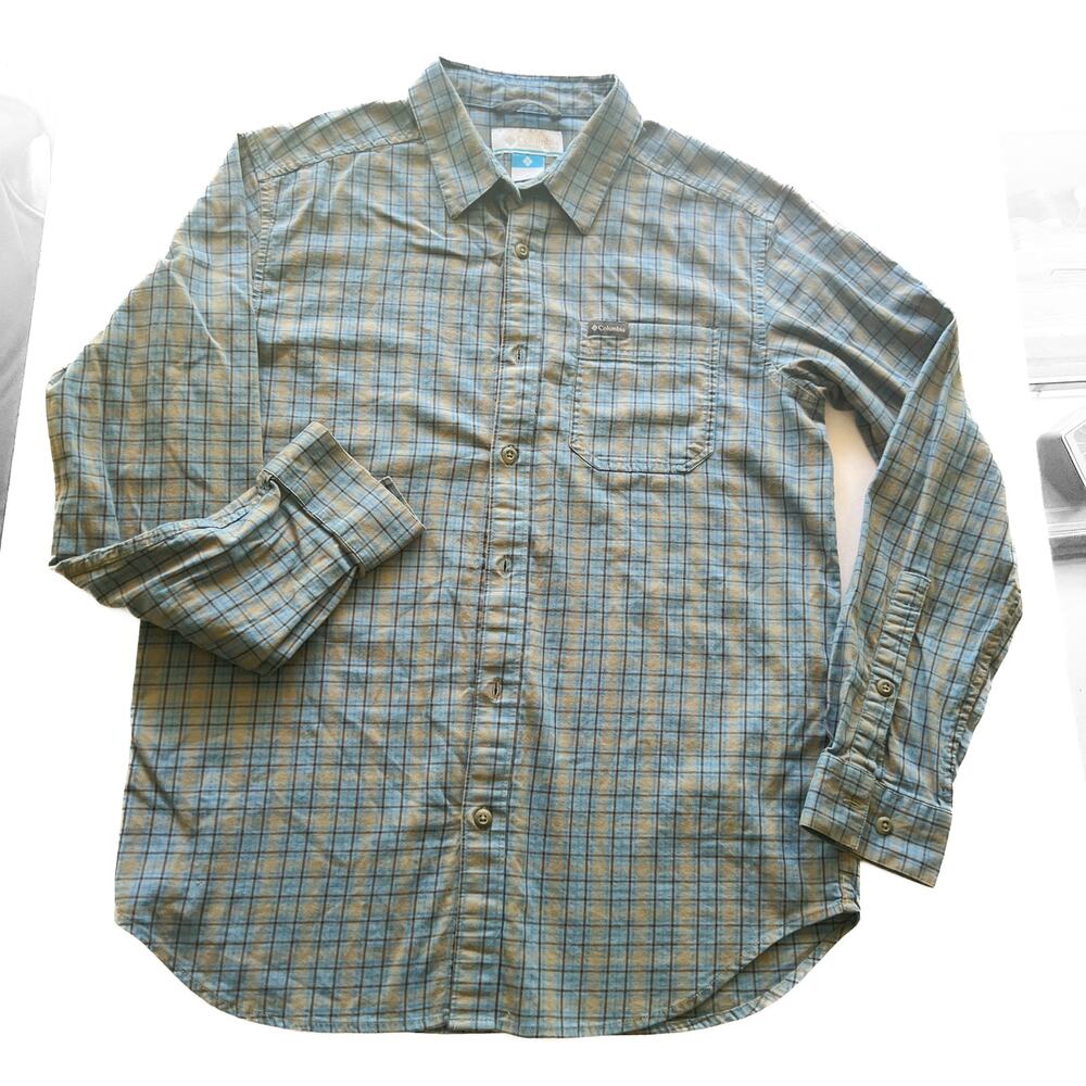 Columbia Men's Long Sleeve Button Up Green and Blue Plaid Flannel Cotton Blend